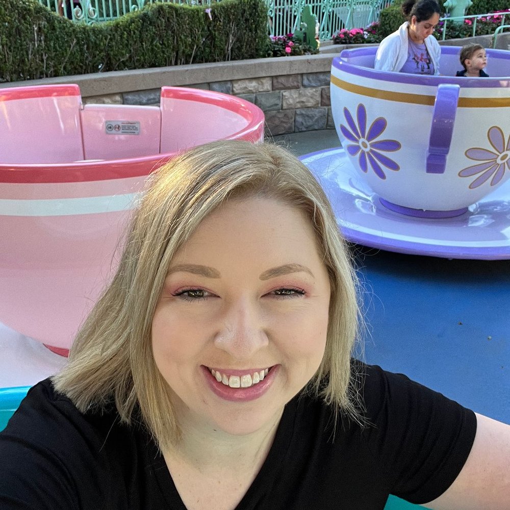 Meet your Posher, Casey